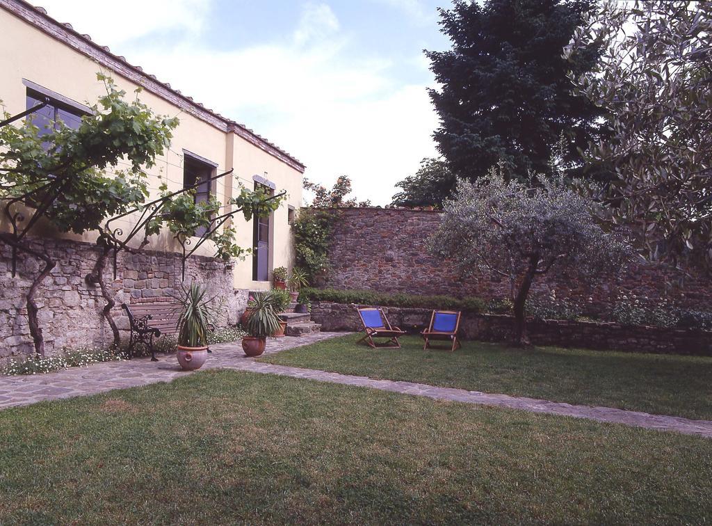 Antica Casa "Le Rondini" Bed & Breakfast Borgo a Buggiano Bagian luar foto