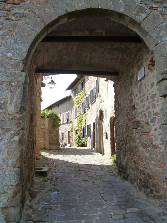 Antica Casa "Le Rondini" Bed & Breakfast Borgo a Buggiano Bagian luar foto