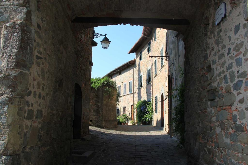 Antica Casa "Le Rondini" Bed & Breakfast Borgo a Buggiano Bagian luar foto