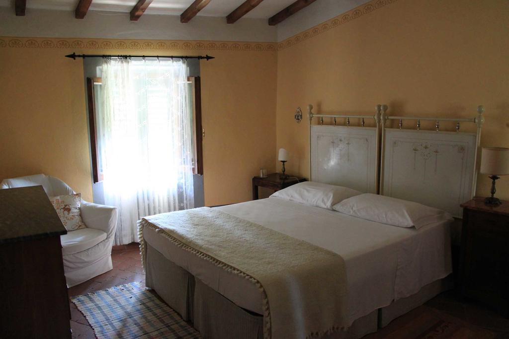 Antica Casa "Le Rondini" Bed & Breakfast Borgo a Buggiano Bagian luar foto