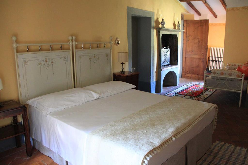 Antica Casa "Le Rondini" Bed & Breakfast Borgo a Buggiano Bagian luar foto