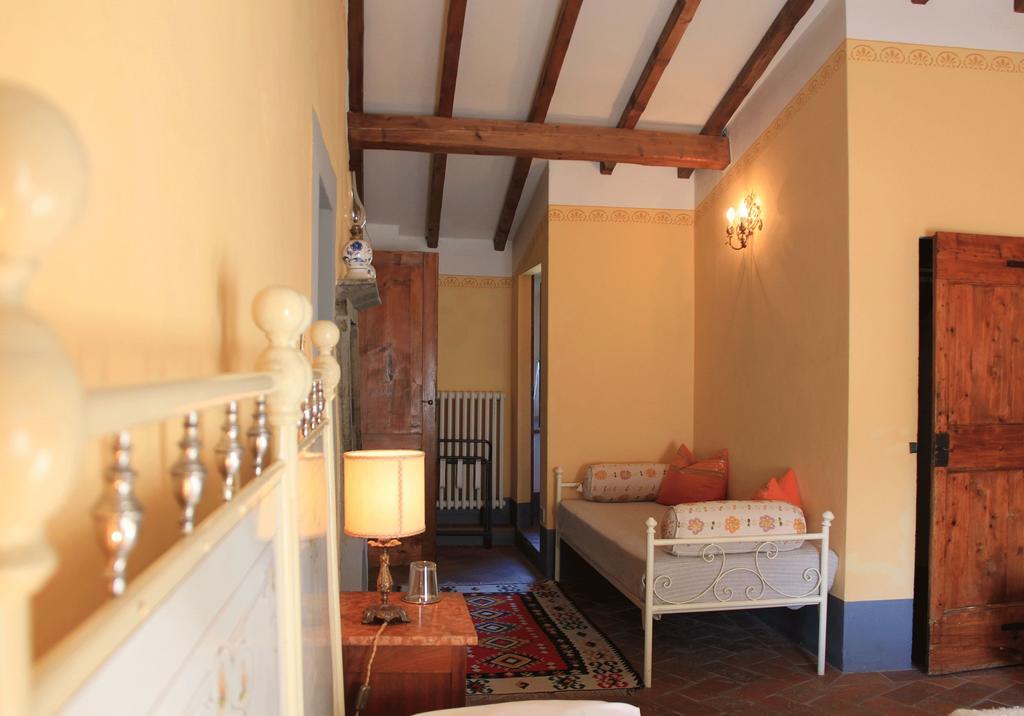 Antica Casa "Le Rondini" Bed & Breakfast Borgo a Buggiano Bagian luar foto