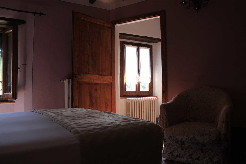 Antica Casa "Le Rondini" Bed & Breakfast Borgo a Buggiano Bagian luar foto
