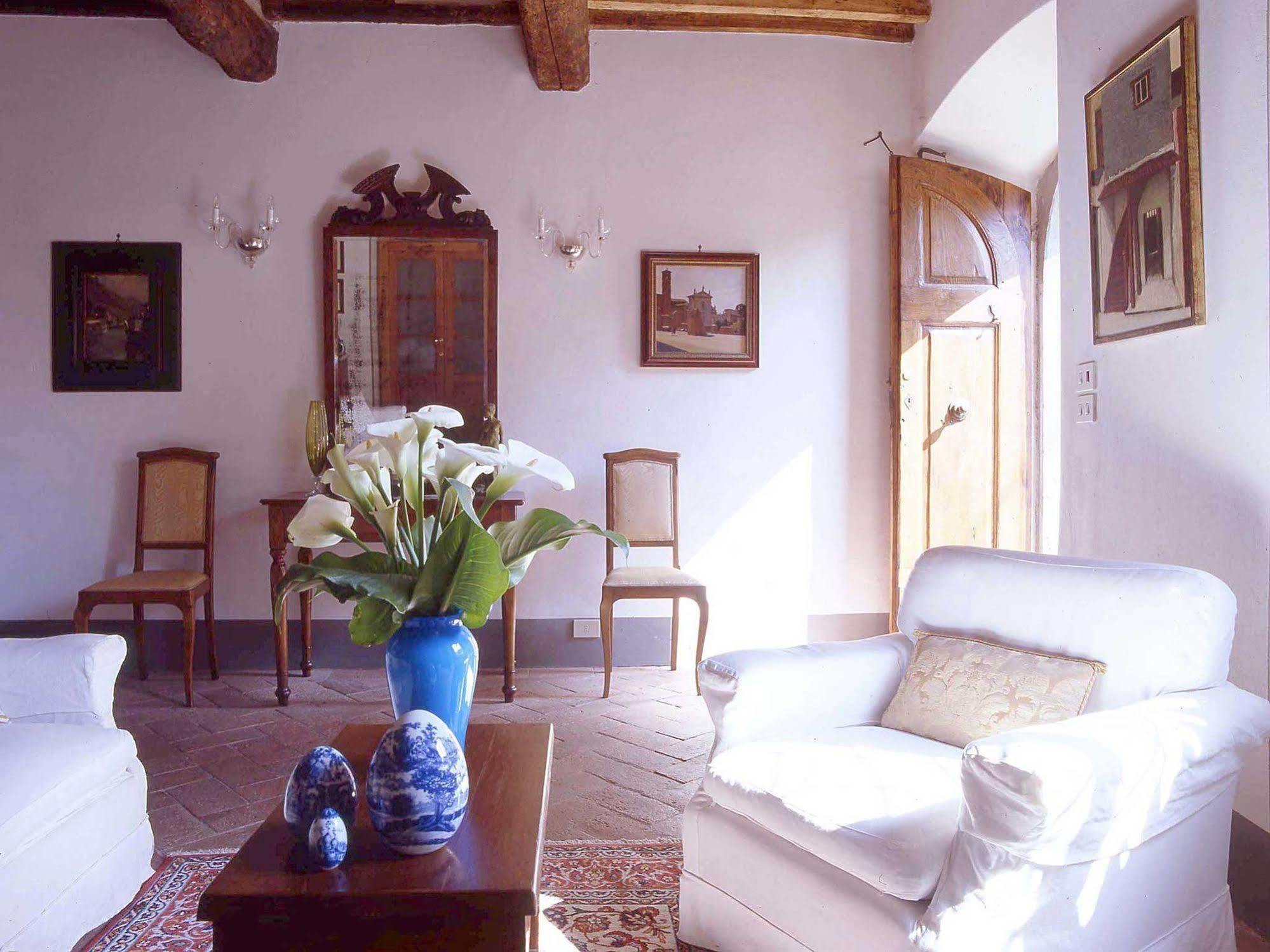 Antica Casa "Le Rondini" Bed & Breakfast Borgo a Buggiano Bagian luar foto
